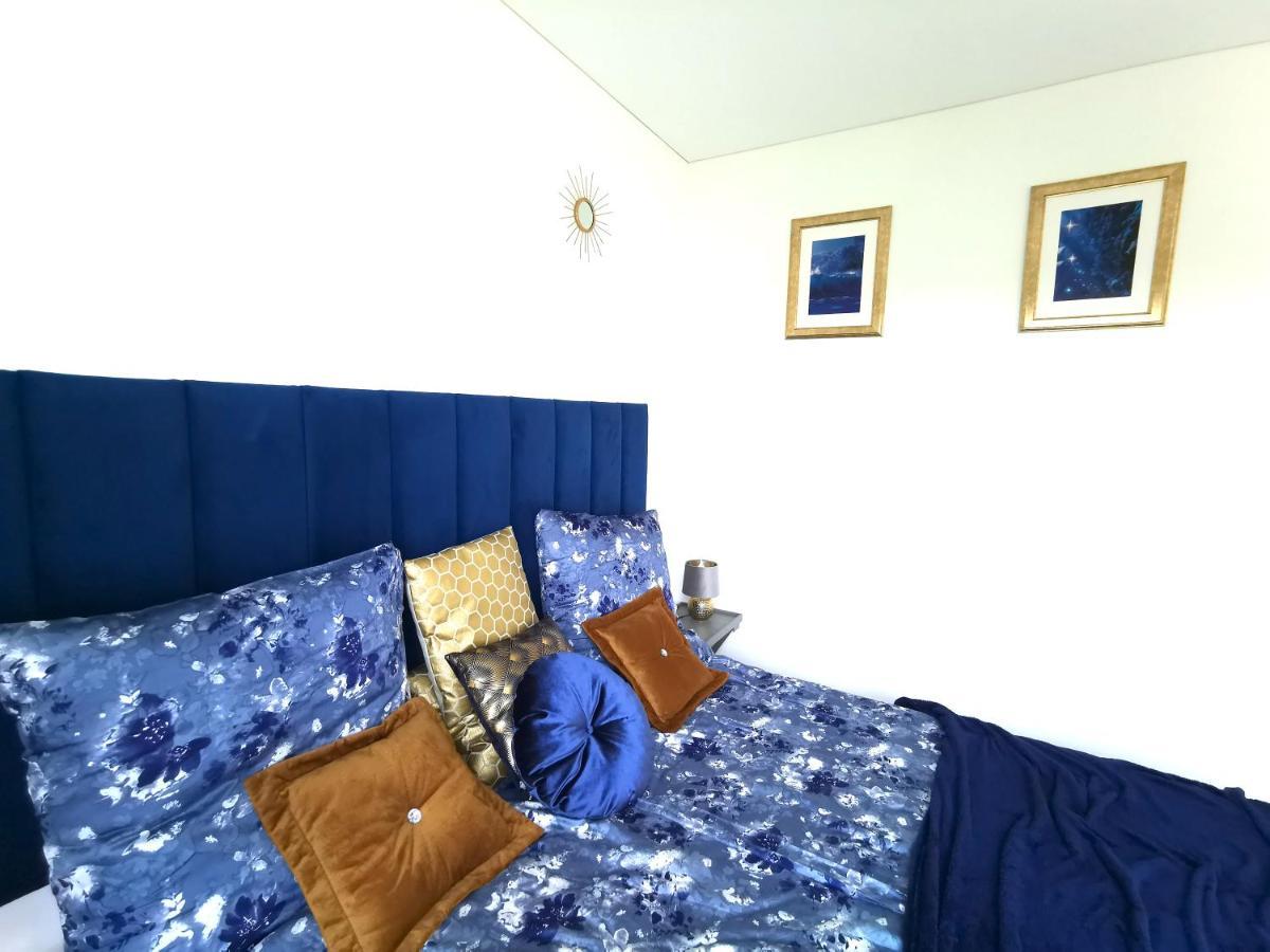 Luxury Penthouse With Large Terrace & Panoramic Old Town View Apartman VNO Kültér fotó